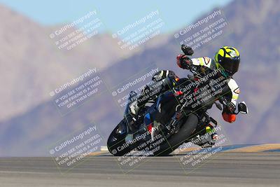 media/Oct-01-2023-SoCal Trackdays (Sun) [[4c570cc352]]/Turn 9 Set 1 (950am)/